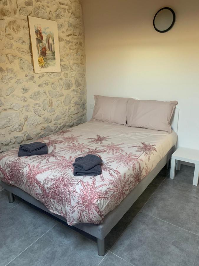 Apartamento Frederic Morieres-les-Avignon Exterior foto